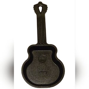 Vintage Cracker Barrel Guitar Mini Cast Iron Skillet Black 10.75-inch